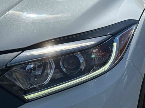 Used 2022 Honda HR-V EX image 10