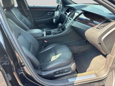 Used 2014 Ford Taurus Limited FWD image 15