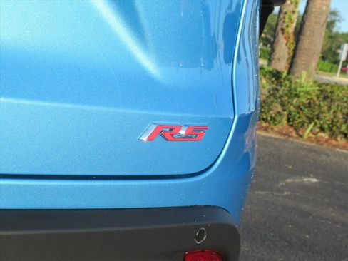 New 2026 Chevrolet Trax RS w/ Sunroof Package image 8