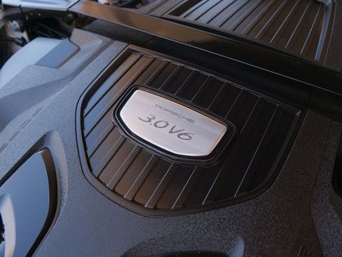 Used 2017 Porsche Panamera image 56