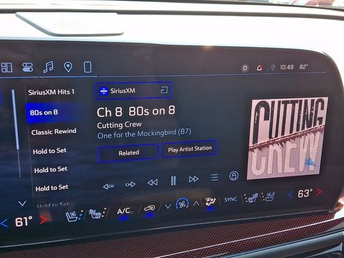 Used 2024 Chevrolet Traverse RS w/ LPO, Floor Liner Package AWD/4WD image 18