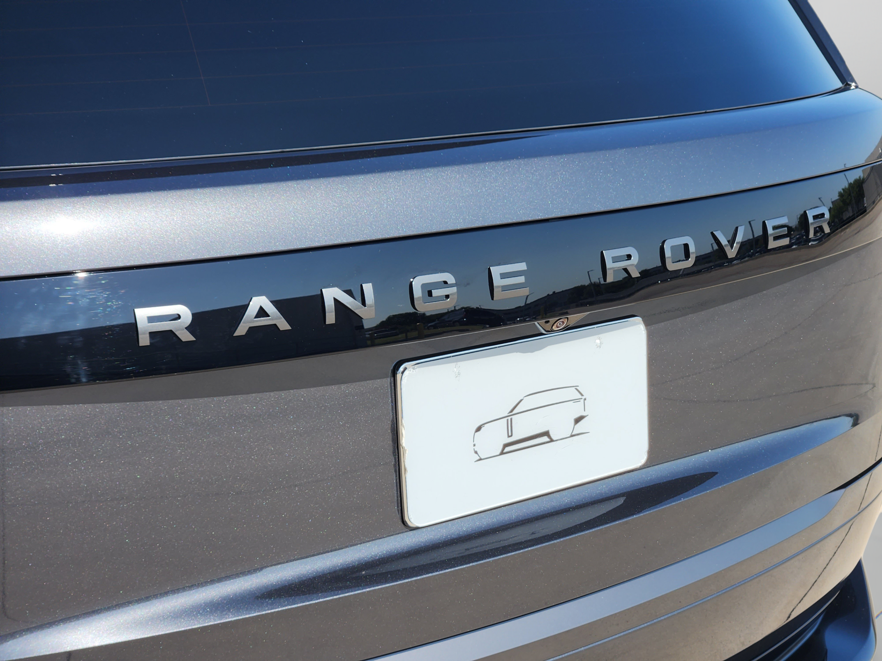 New 2026 Land Rover Range Rover Long Wheelbase SE AWD/4WD image 32