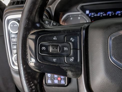 Used 2020 GMC Sierra 3500 AT4 w/ Technology Package AWD/4WD image 16