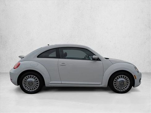 Used 2016 Volkswagen Beetle 1.8T SE image 4