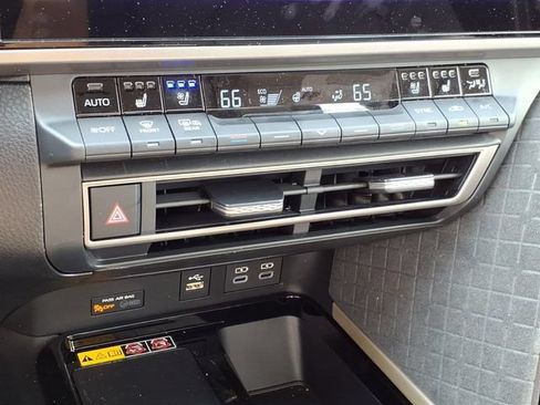 Used 2026 Toyota Camry XLE w/ Premium Plus Package AWD/4WD image 26