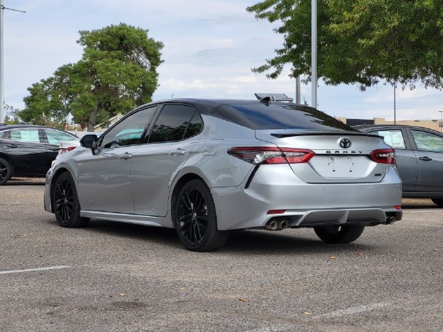 Used 2022 Toyota Camry XSE w/ Navigation Package FWD image 3