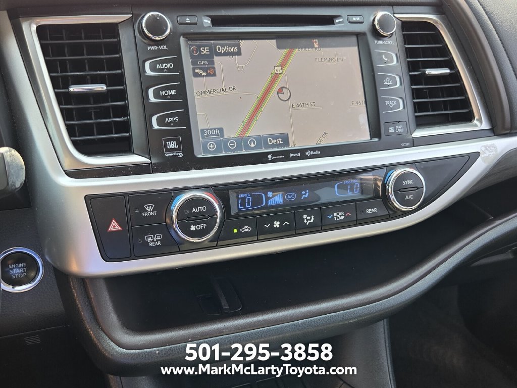 Used 2019 Toyota Highlander Limited FWD image 19