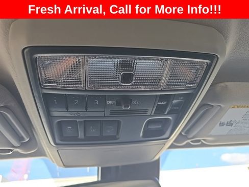 Used 2021 Toyota 4Runner Limited AWD/4WD image 7