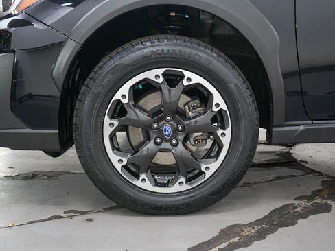 Used 2022 Subaru Crosstrek 2.0i Premium AWD/4WD image 25