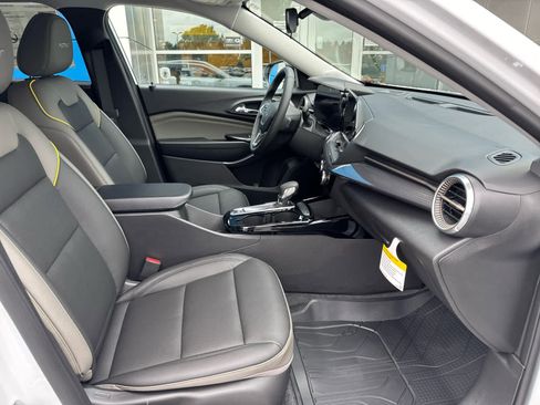 New 2026 Chevrolet Trax ACTIV w/ Driver Confidence Package image 4