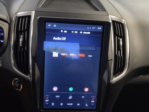 Used 2024 Ford Edge Titanium image 25