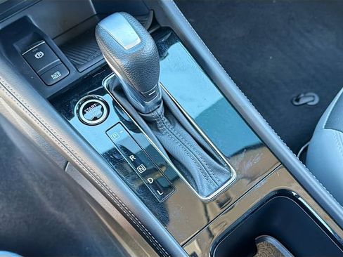 Used 2021 Nissan Kicks SR w/ SR Premium Package image 26