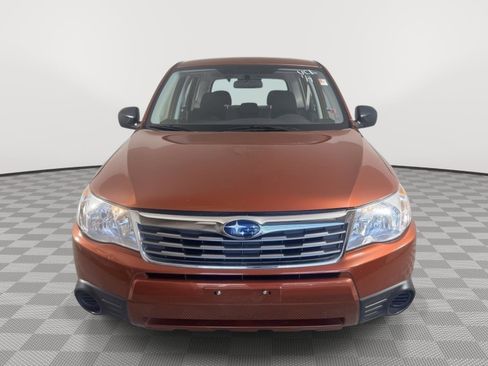 Used 2010 Subaru Forester 2.5X w/ Popular Equipment Group 1B image 2