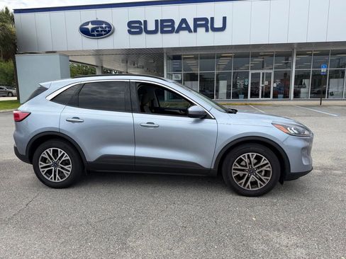 Used 2022 Ford Escape SEL FWD image 2