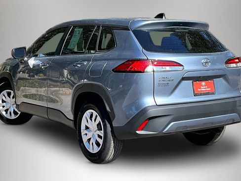 Used 2024 Toyota Corolla Cross L image 4