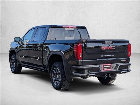 Used 2024 GMC Sierra 1500 AT4 w/ Technology Package AWD/4WD image 8