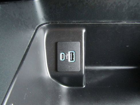 Used 2023 Ford F150 XLT w/ Equipment Group 302A High image 34