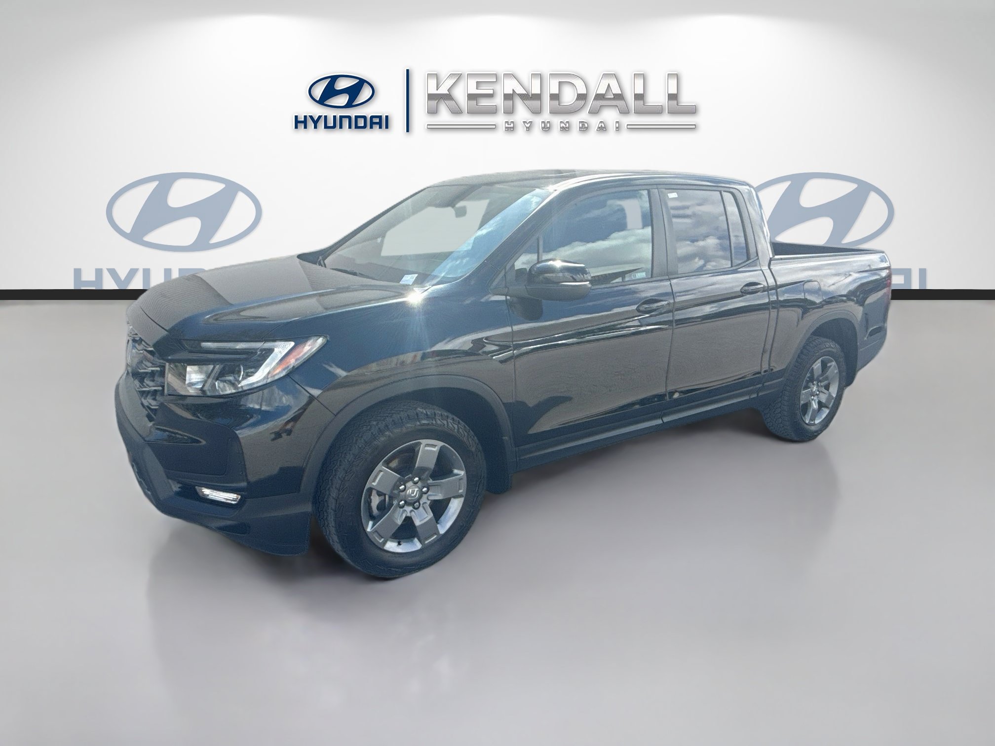 Used 2024 Honda Ridgeline TrailSport image 3