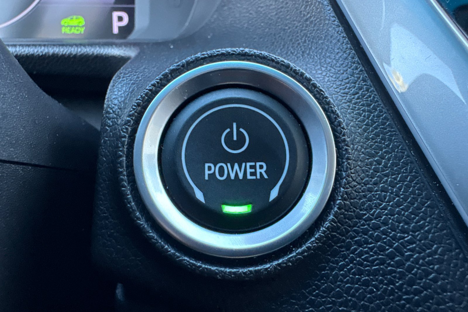 Used 2023 Chevrolet Bolt LT w/ Infotainment Package FWD image 24