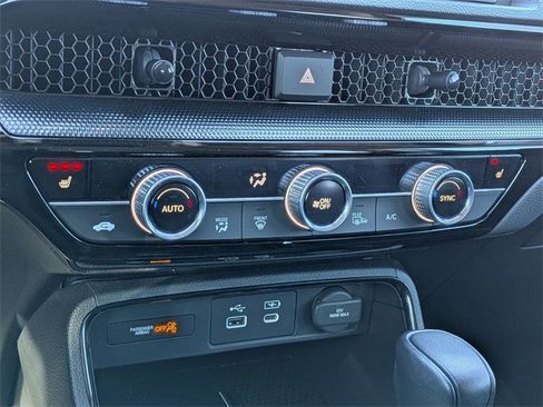 Used 2024 Honda CR-V EX-L image 12