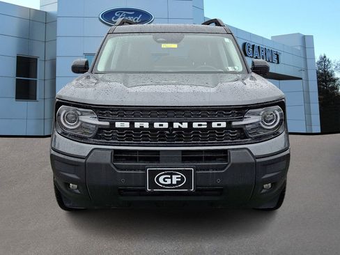 Certified 2025 Ford Bronco Sport Outer Banks w/ Outer Banks Tech Package+ image 3