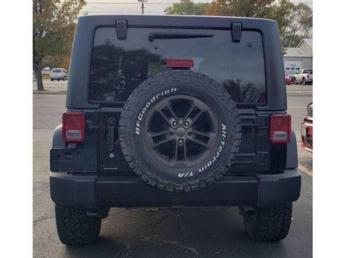 Used 2017 Jeep Wrangler Unlimited Sport AWD/4WD image 6