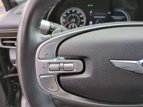 Used 2024 Genesis GV80 2.5T AWD/4WD image 15