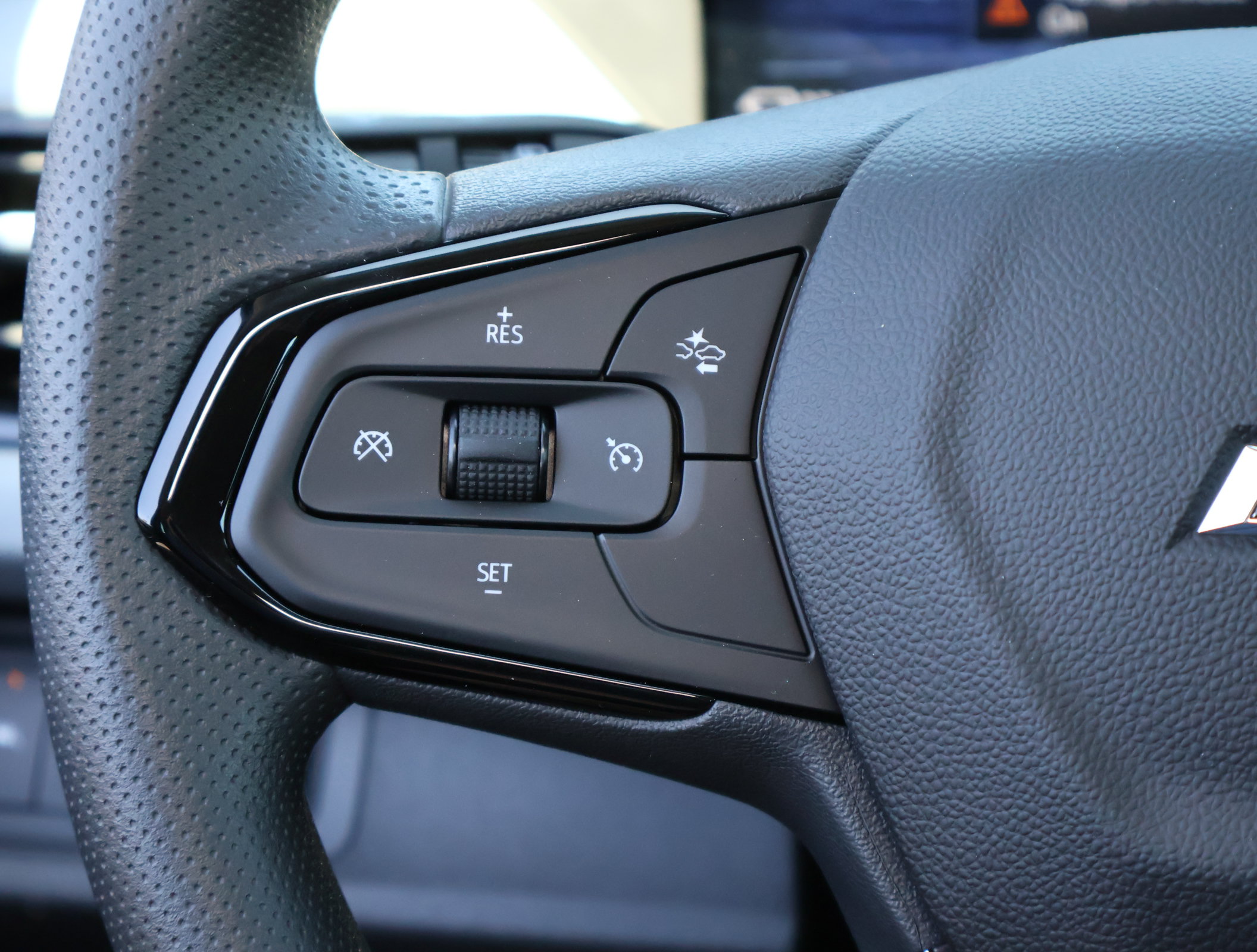 New 2027 Chevrolet Bolt LT FWD image 11