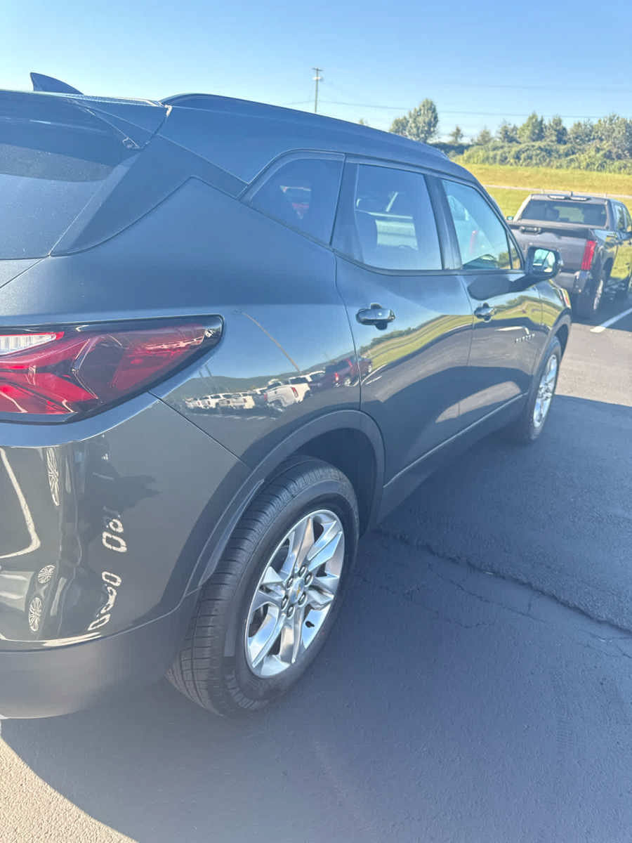 Used 2019 Chevrolet Blazer LT AWD/4WD image 19