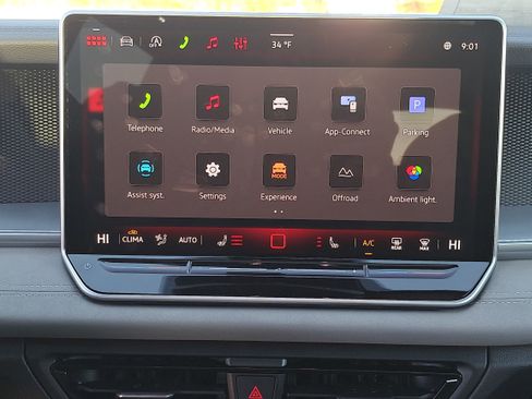 New 2026 Volkswagen Tiguan SE R-Line AWD/4WD image 22