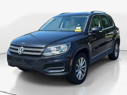 Used 2017 Volkswagen Tiguan Wolfsburg Edition AWD/4WD image 7