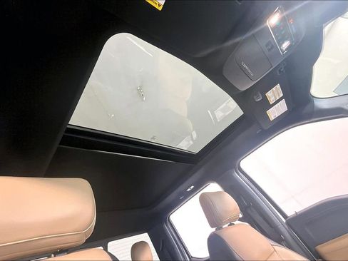 Used 2021 Ford F150 Lariat w/ Equipment Group 502A High image 21