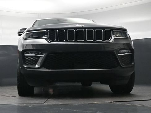 Used 2022 Jeep Grand Cherokee Limited RWD image 31