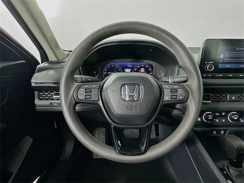 Certified 2025 Honda Accord SE image 20
