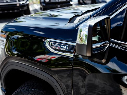 Used 2022 GMC Sierra 1500 Denali image 55