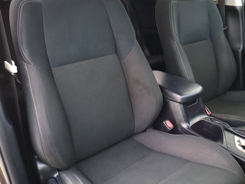 Used 2015 Toyota RAV4 XLE image 17