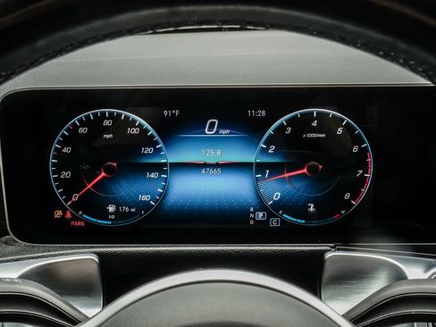 Used 2021 Mercedes-Benz GLB 250 4MATIC image 62