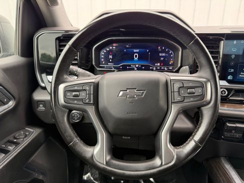 Used 2024 Chevrolet Silverado 1500 LT Trail Boss w/ Protection Package AWD/4WD image 13