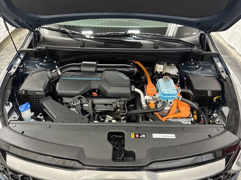 Certified 2024 Kia Sportage X-Line AWD/4WD image 6