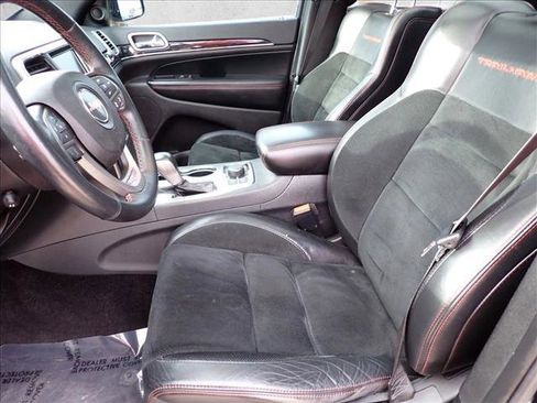 Used 2017 Jeep Grand Cherokee Trailhawk w/ Trailhawk Luxury Group image 13