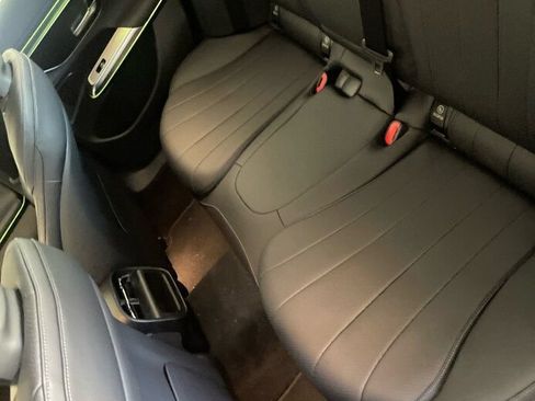 Used 2024 Mercedes-Benz E 350 4MATIC Sedan image 14