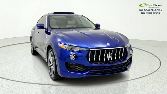 Used 2023 Maserati Levante GT AWD/4WD image 2