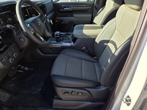 New 2026 Chevrolet Silverado 1500 ZR2 AWD/4WD image 6