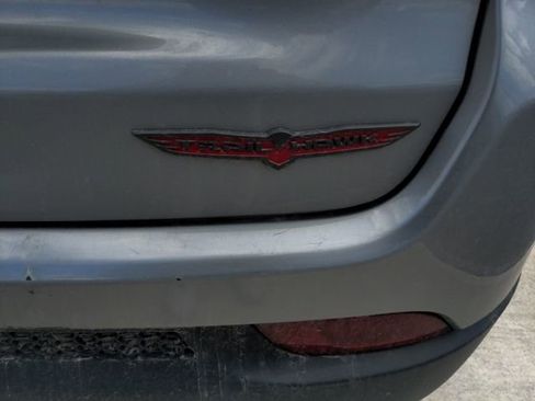 Used 2022 Jeep Compass Trailhawk w/ Trailhawk Elite Group image 8