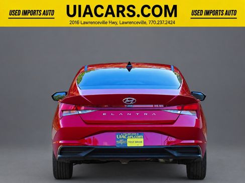 Used 2023 Hyundai Elantra SEL w/ Cargo Package FWD image 4