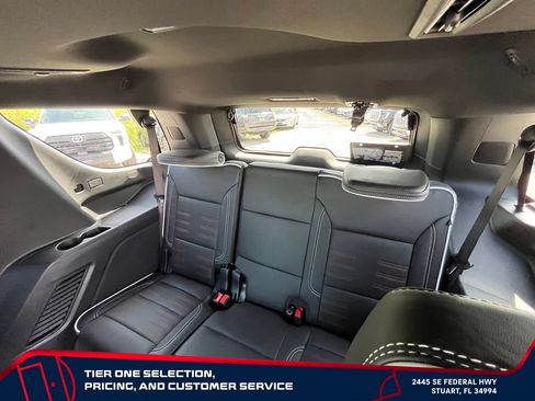 New 2026 GMC Yukon AT4 Ultimate AWD/4WD image 13