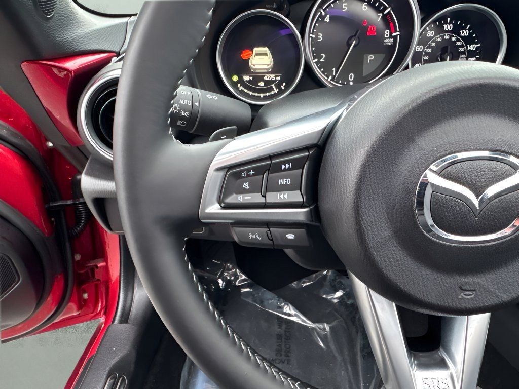 Used 2026 MAZDA MX-5 Miata RF Grand Touring RWD image 14
