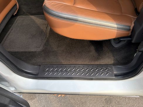 Used 2014 Ford F150 Platinum image 38