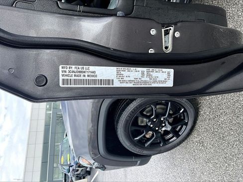 Used 2022 Jeep Compass Latitude AWD/4WD image 33