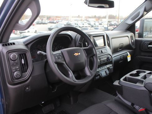 New 2026 Chevrolet Silverado 2500 Custom w/ Custom Value Package image 10